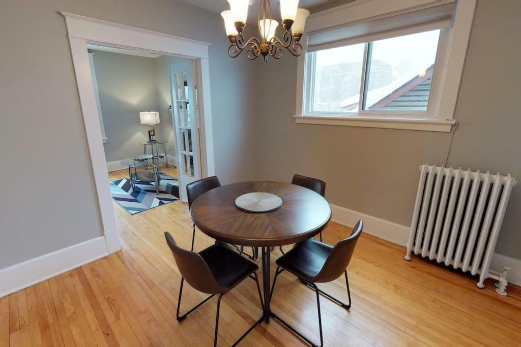 Bright, Clean, Private. In The Heart Of Downtown! Parking, Wi-Fi And Netflix Included Apartman Ottawa Kültér fotó